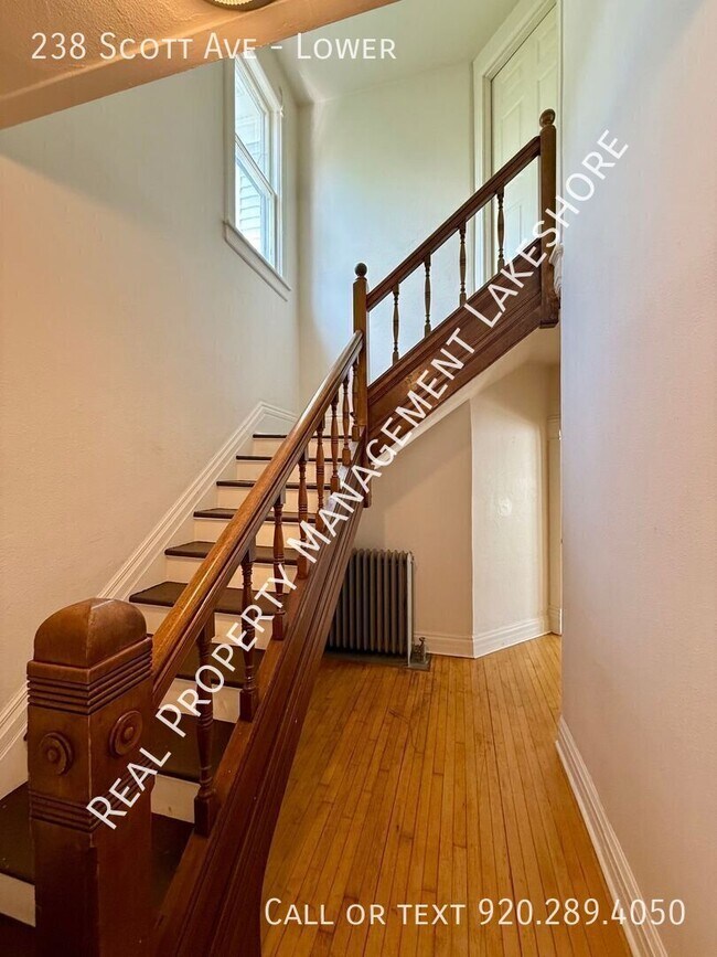 Foto del edificio - 238 Scott Ave