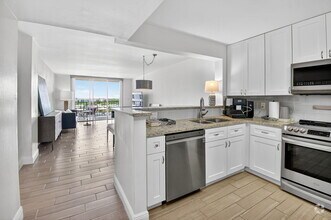 Building Photo - 3581 S Ocean Blvd