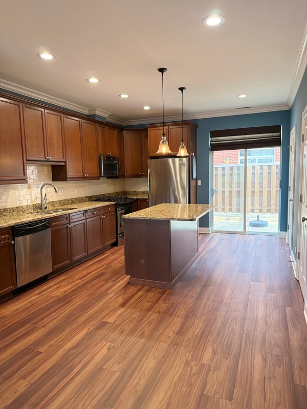 Foto principal - 1193 S Grove Ave