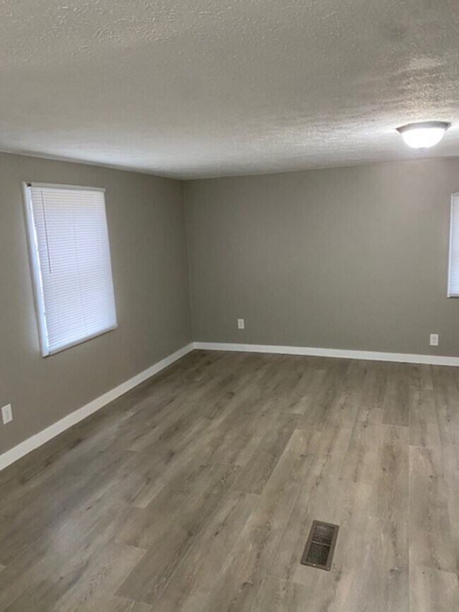 Building Photo - 1111 Egbert Avenue