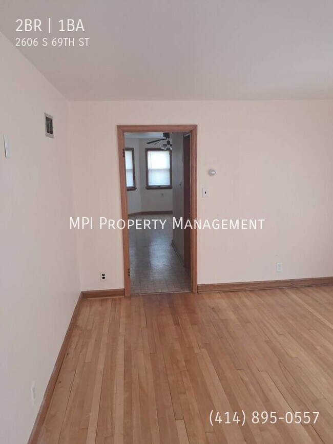 Foto del edificio - 2606 S 69th St