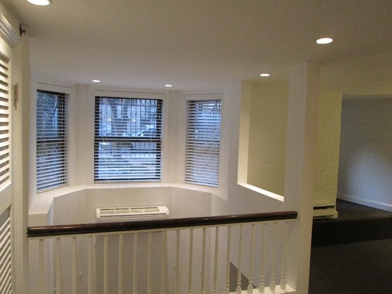 Primary Photo - 113 Beacon St