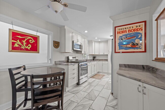 Foto del edificio - 182 Lewistown Rd