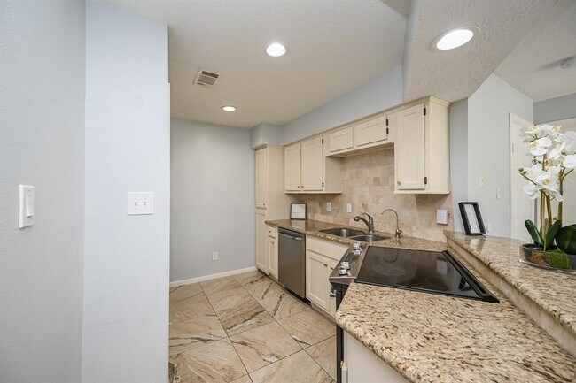 Foto del edificio - 12755 Mill Ridge Dr