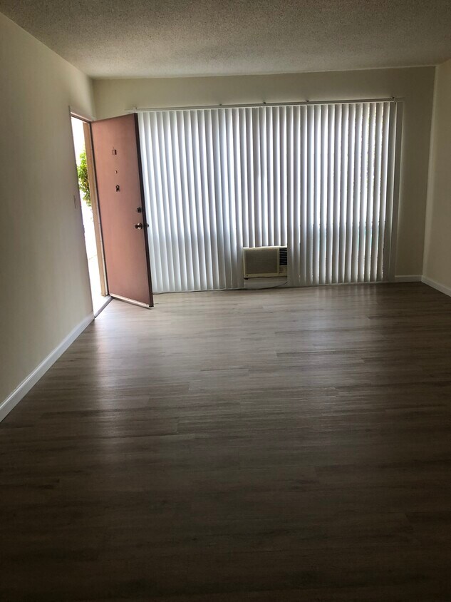 Foto principal - 514 Gramercy S Pl