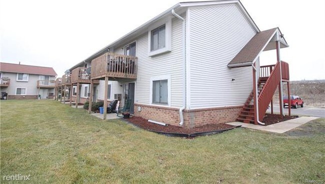Building Photo - 1 br, 1 bath Condo - 31747 Nardelli Ln
