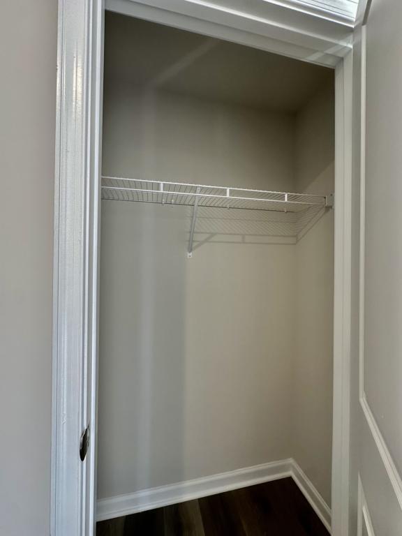 Foto del edificio - 8038 Sinnet Pl