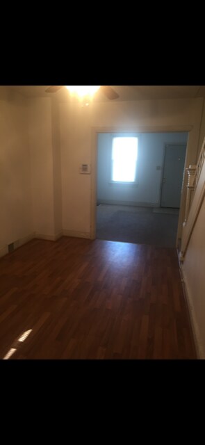 Foto del edificio - 1439 Regina St