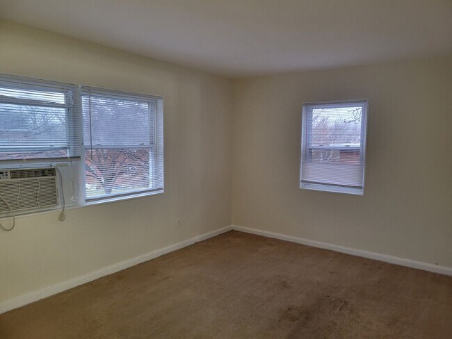 Building Photo - Cozy 2 BR/1 BA Apartment in Laurel!