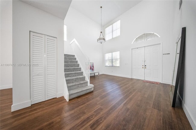 Building Photo - 13868 SW 38th Terrace