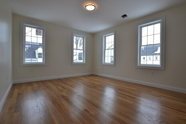 Building Photo - 37 1st St