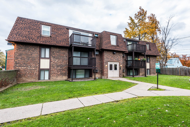 Building Photo - Sheridan Drive Apartments