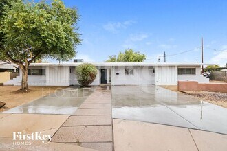 Building Photo - 2138 W Thomas Rd