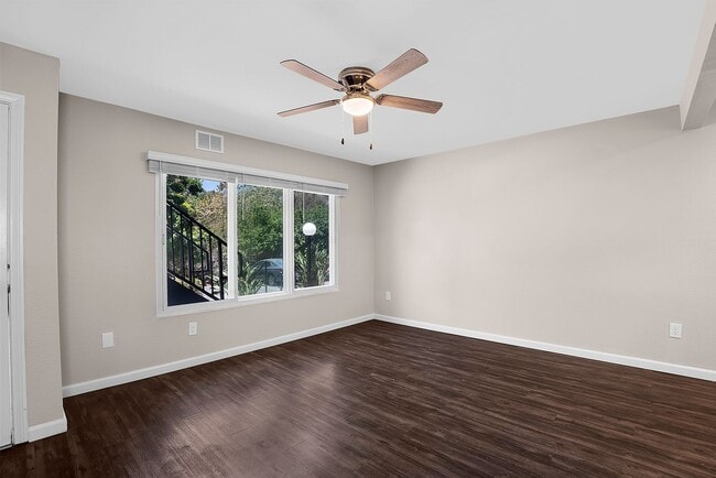 Interior Photo - Live the Point Loma Dream!