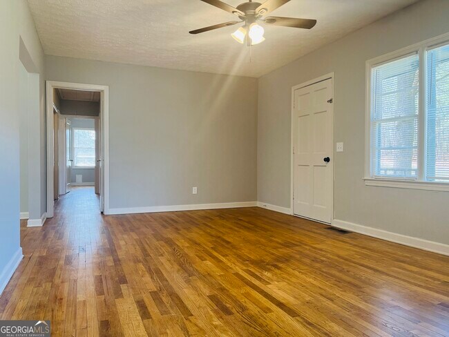 Foto del edificio - 32 N Cove Dr