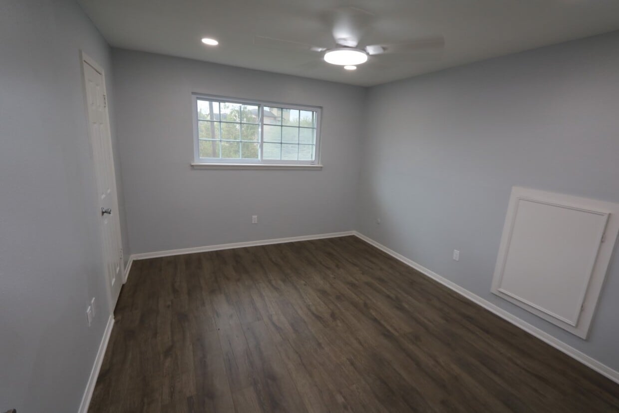 Foto del edificio - 12615 Huntington Venture Dr