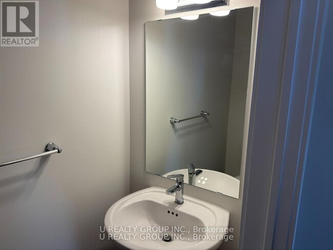 Photo du bâtiment - 415 Jewelwing Private