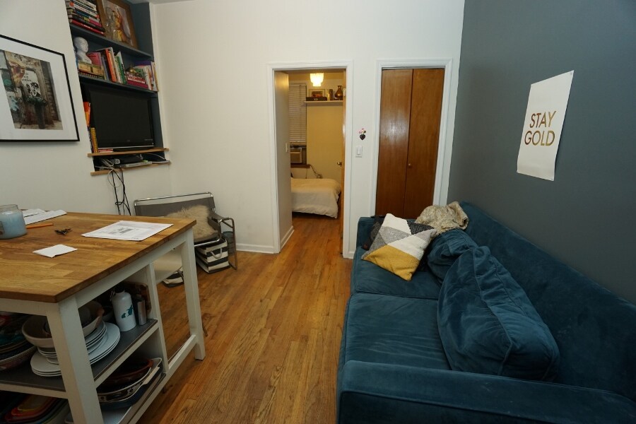 Primary Photo - 261 Broome St