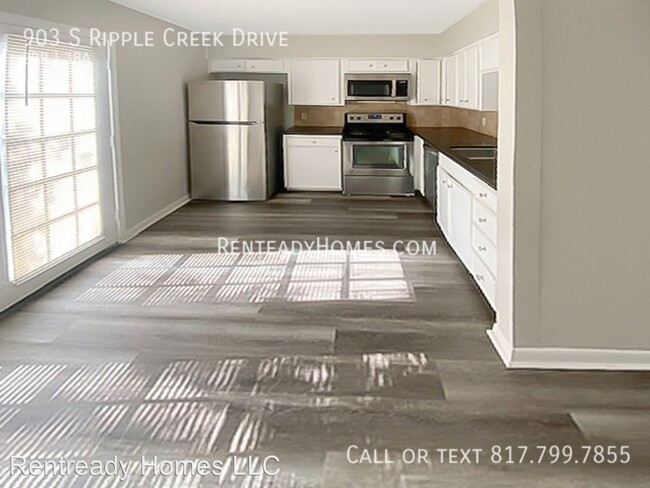 Building Photo - 2 br, 2.5 bath House - 903 S Ripple Creek Dr
