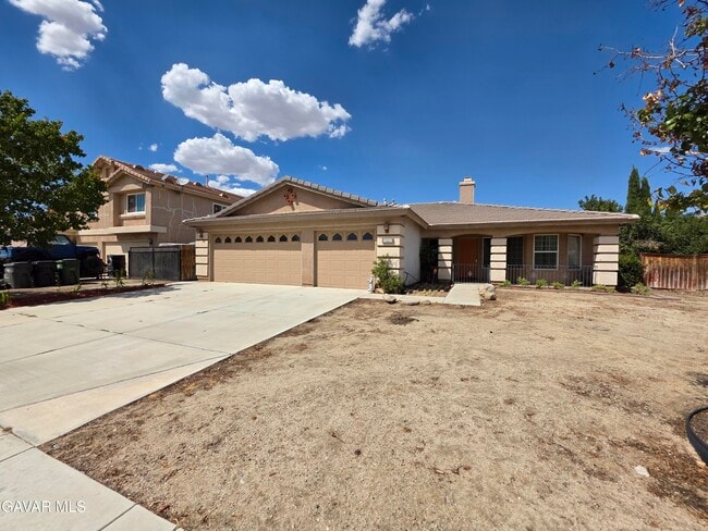 Building Photo - 5715 Capri Ct