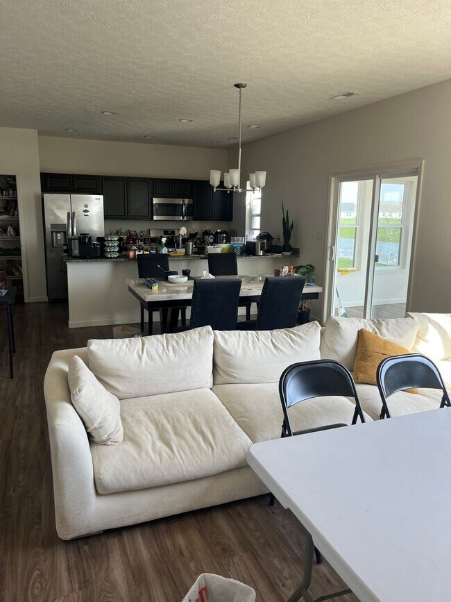 Foto del edificio - Fieldstone at the Crossing…3 Bedroom 2 Bath