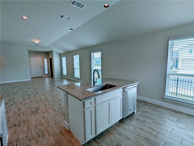 Foto del edificio - 2800 Joe Dimaggio Blvd