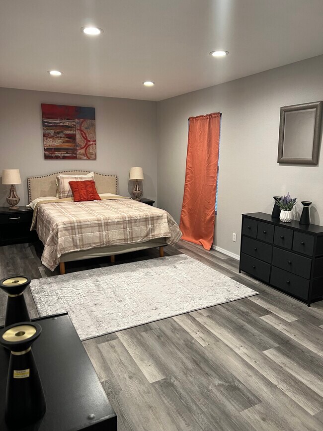 Building Photo - 5715 Timberrock Dr