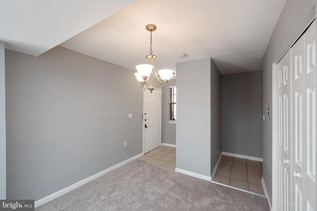Building Photo - 3024 Pineview Ct NE