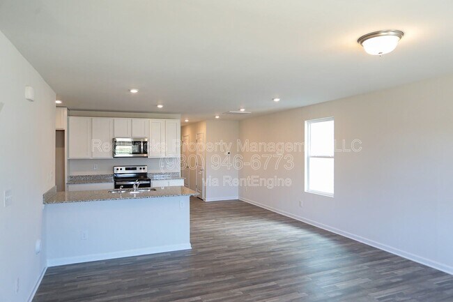 Foto del edificio - 230 Winston Ln