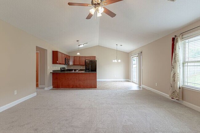 Foto del edificio - Cute Ranch Home in Greer, Riverside Schools