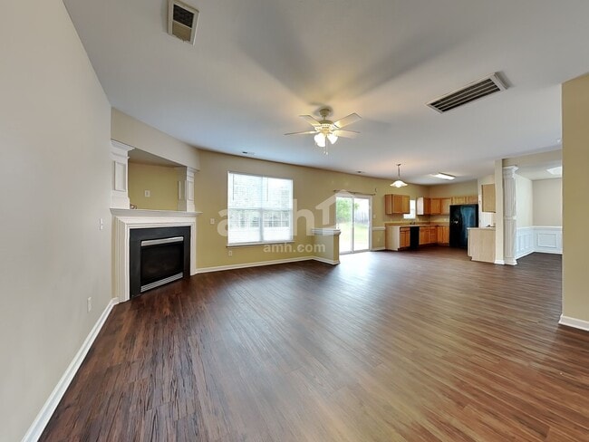 Building Photo - 2572 Viola Ct