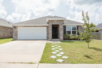 Building Photo - 2801 Patriot Ridge Dr