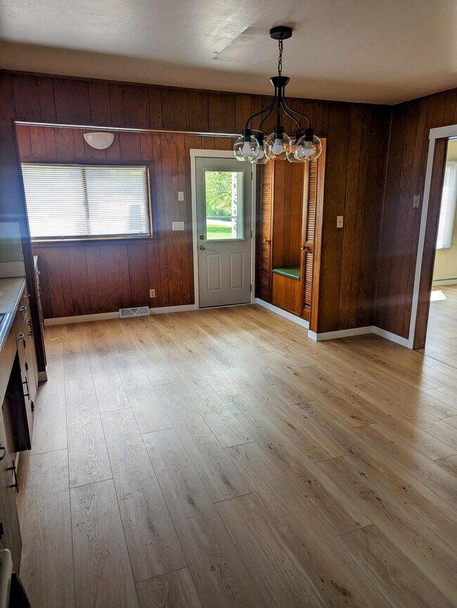 W14293 S Koro Rd, Ripon, WI 54971 House Rental in Ripon, WI