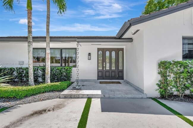 Building Photo - 10400 SW 58th St
