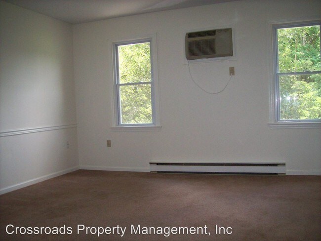 Building Photo - 1613 Chadwick Cir