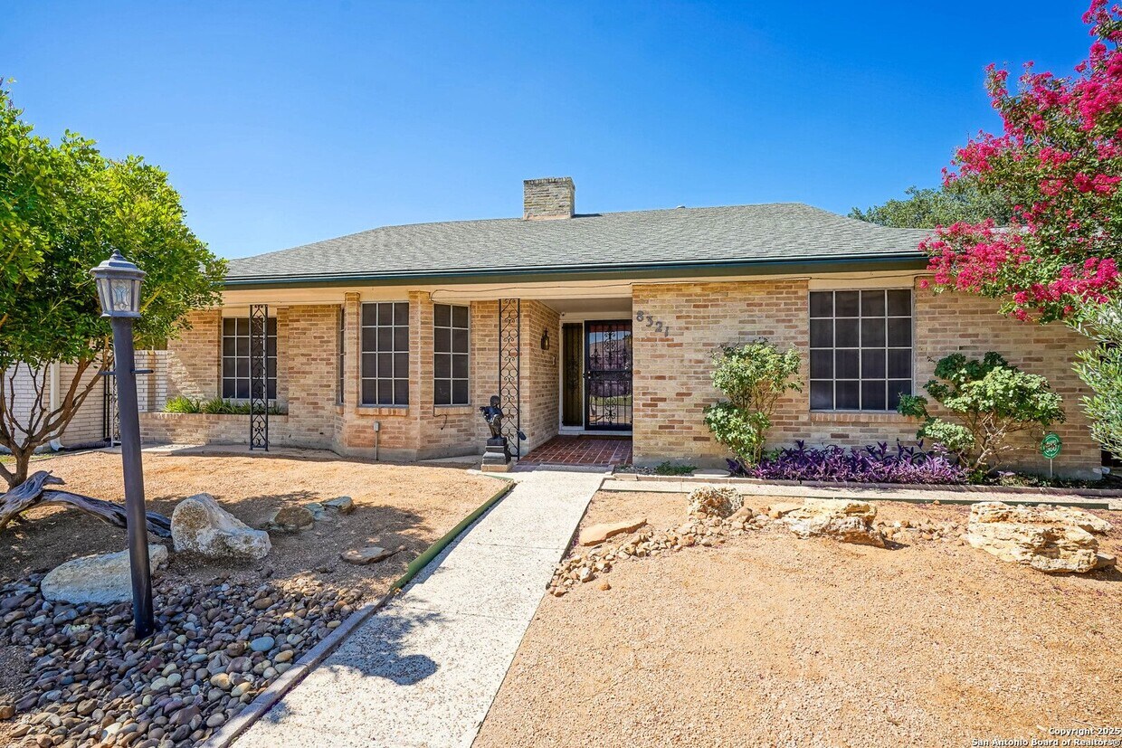 Foto principal - SPACIOUS 3-BEDROOM IN WINDCREST
