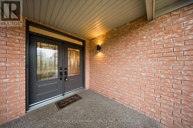 Building Photo - 3812 Lacman Trail