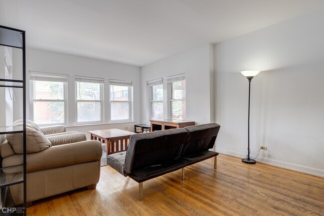 Foto del edificio - 863 W Carmen Ave