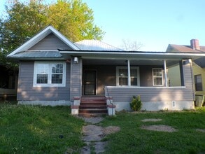 Building Photo - 3314 Avenue C