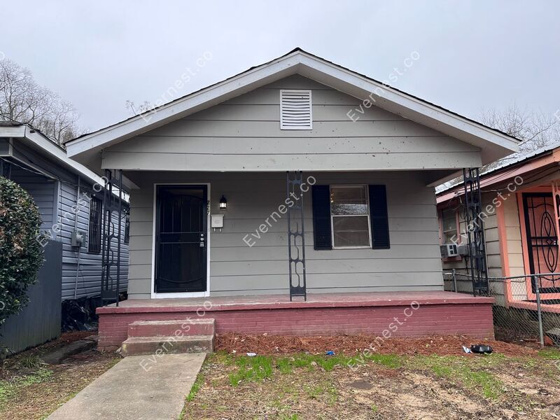 Foto principal - 227 Roosevelt St