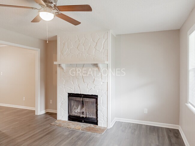 Building Photo - Charming 3 Bedroom in Augusta!