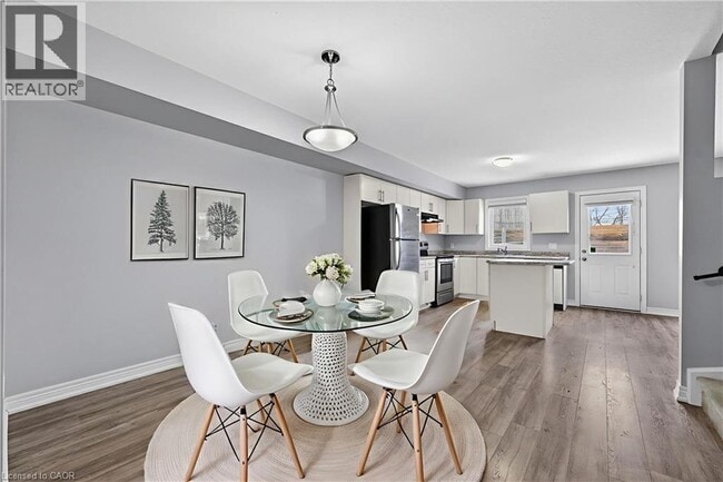 Photo du bâtiment - 7768 Ascot Cir