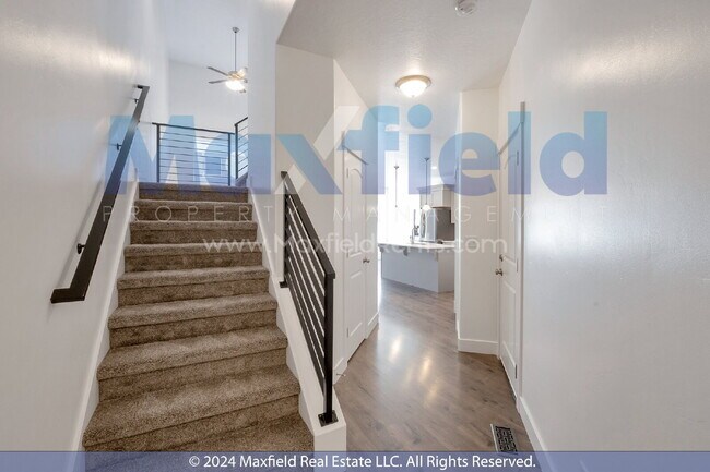 Building Photo - Small Pet Friendly - Lehi Townhome 3 BD 3 BA 2 GA