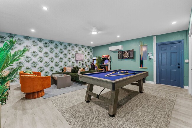 Foto del edificio - 13413 Coronado Dr