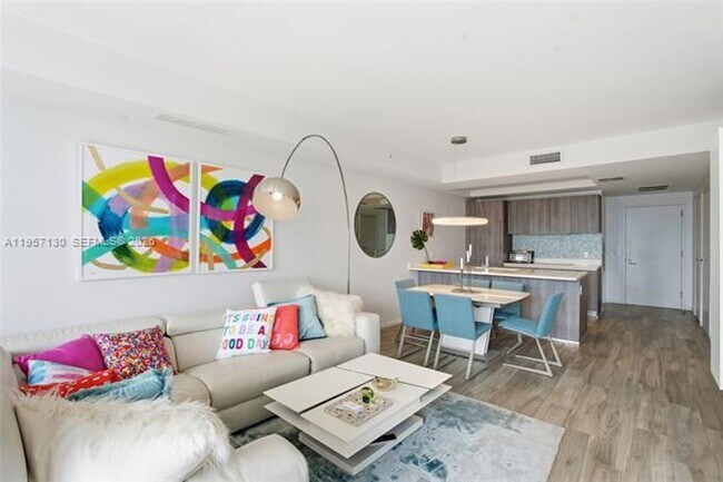 Foto del edificio - 801 S Miami Ave