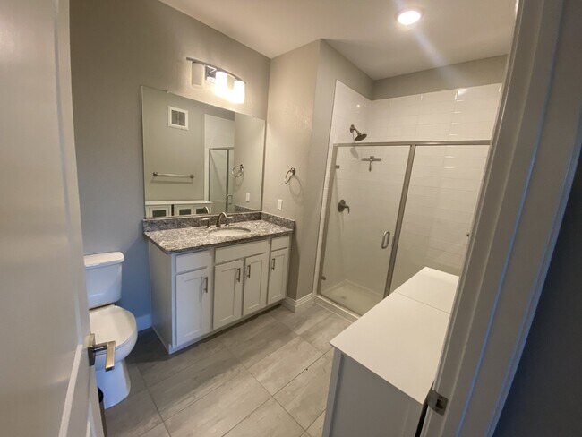 Photo - Newly Built Condo in the Side Creek Neighborhood!