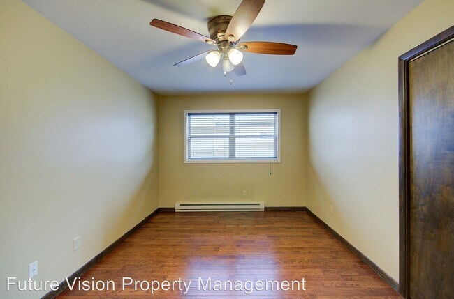 Building Photo - 214 S Midland Ave