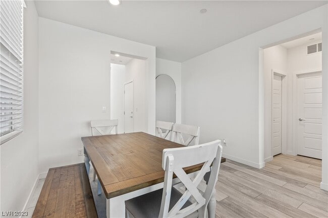 Building Photo - 71 Strada Loreto