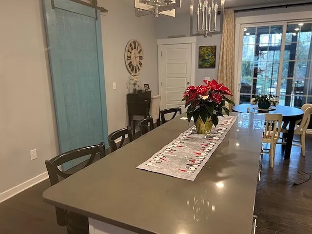 Foto del edificio - Room in Townhome on Triumph Ln