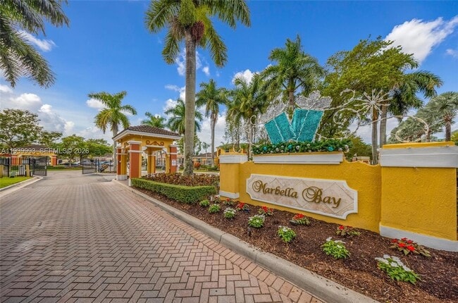 Photo - 951 NE 42nd Terrace Townhome